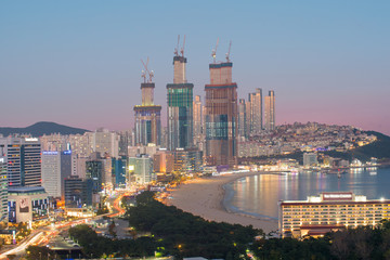 Fototapeta na wymiar Busan city skyline
