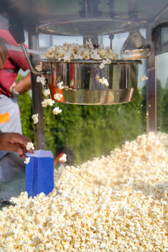 Making Popcorn With Machine