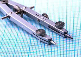 The objects for sketching and of work on graph paper