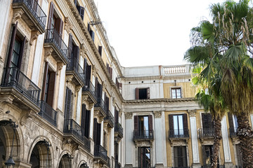 Obraz premium Multistory building in old city