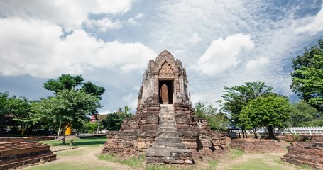 (Ancient Town) Prang Temple Chulamanee History of Phitsanulok since the past. It is the oldest of Phitsanulok.