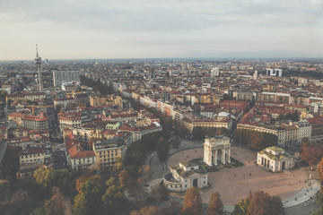 Fototapeta na wymiar Aerial view of arch peace (Arco Della Pace) vintage look filter, Milan, Lombardy, Italy.