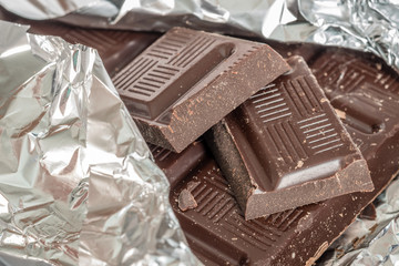 chocolat dans de l'aluminium