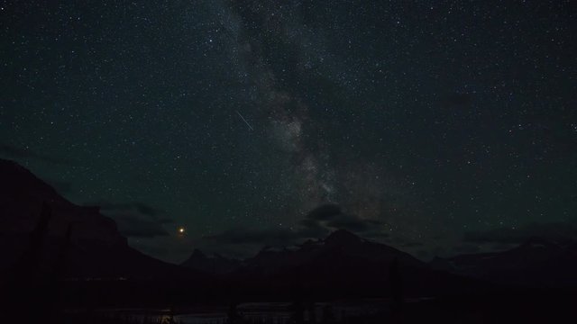 Night Sky Time Lapse, Milky Way, Shooting Stars and mountains Banff, Alberta, Canada