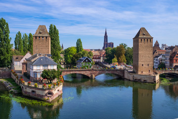 Fototapeta na wymiar Ponts Couverts in StraßburgFrankreich