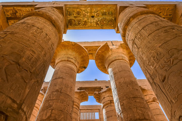 Columns in the temple of Amon-Re at Karnak - obrazy, fototapety, plakaty
