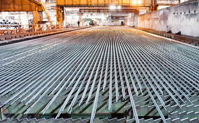 Obraz premium Metallurgy industry. Rolling mill. The valve is cooled after rolling.