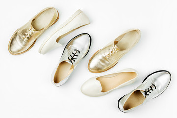 Fototapeta premium Stylish female spring or autumn shoes in various colors. Beauty and fashion concept. Flat lay, top view