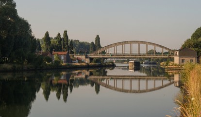 Naklejka premium reflet