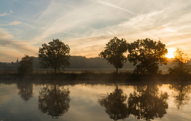 au bord de l'eau