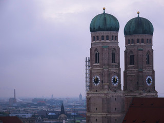 Fototapeta na wymiar Fraunkirche cathedral or church in Munich, Germany