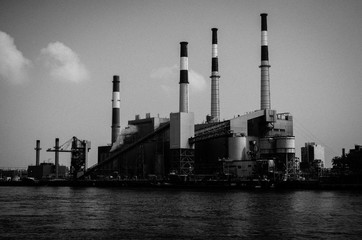 Fototapeta na wymiar Roosevelt Power Plant