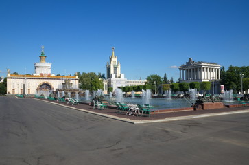 Fototapeta premium Moscow, Russia - August 14, 2018: Fountain 