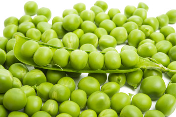 green peas isolated