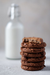 Oatmeal cookies with milk