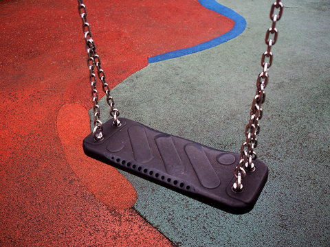 Columpio, Parque infantil.