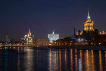 Obraz na płótnie Canvas night cityscape city of Moscow, river