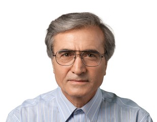 Obraz premium Portrait of a Confident Senior Man