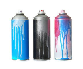 Used cans of spray paint on white background - obrazy, fototapety, plakaty
