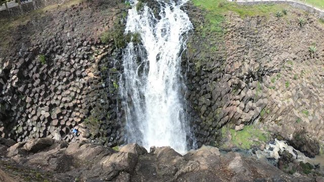 basaltic prisms in hidalgo mexico reveal shot