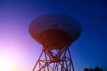 The observatory in the evening,The silhouette of a radio telesco
