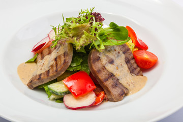 Salad with tongue and radish
