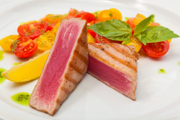 Tuna grilled vegetables