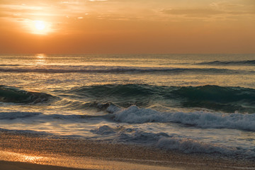 Obraz premium Sunset over the sea