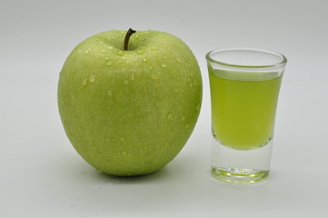      Green apple