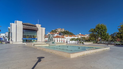 Fonte Luminosa with a sculptural composition on a wide square timelapse hyperlapse.