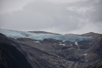 Gletscher, Svartisen, Svartisengletscher, Saltfjellet, Nationalpark, Fjord, Holandsfjorden, Nordfjorden, Schnee, Eis, Eisschicht, kalt, mächtig, Zunge, Gletscherzunge, Fv17, © TRFilm