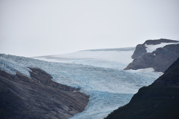 Gletscher, Svartisen, Svartisengletscher, Saltfjellet, Nationalpark, Fjord, Holandsfjorden, Nordfjorden, Schnee, Eis, Eisschicht, kalt, mächtig, Zunge, Gletscherzunge, Fv17, © TRFilm