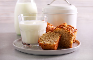 Oat and whole meal  muffins