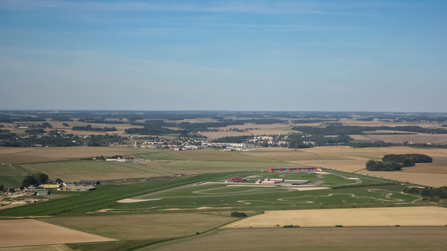 circuit automobile fert&eacute; gaucher