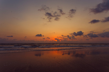 Obraz premium attractive magical sunset at sea
