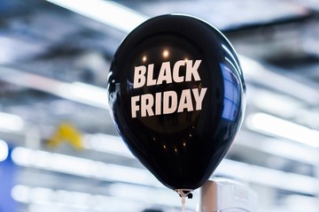 Black balloon celebrating Black Friday.