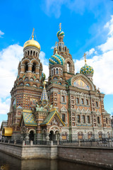 Fototapeta na wymiar Cathedral of resurrection of Christ in St. Petersburg
