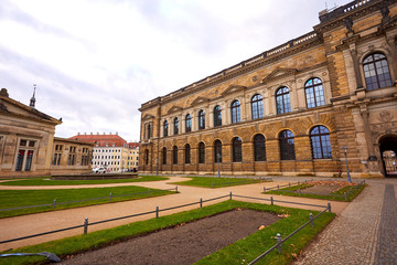Obraz premium Dresden Gallery. View from the inside