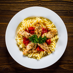 Pasta with meat, sauce and vegetables