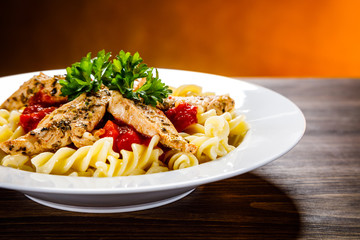 Pasta with meat, sauce and vegetables