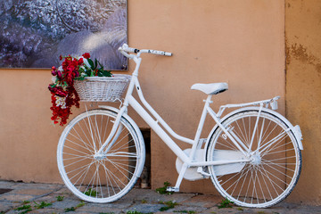 Fototapeta na wymiar old bicycle with a basket
