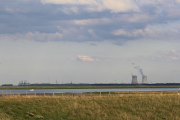 Fototapeta na wymiar the nuclear plant near the westerschelde in belgium