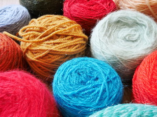 pelotes laine multicouleur