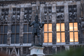Kaiser Karl in Aachen