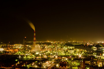 Fototapeta na wymiar Yokkaichi factory night view