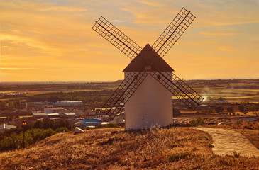 Mota del Cuervo windmills in Cuenca