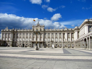 Fototapeta premium View of the facade of the Royal Palace of Madrid, Spain