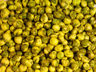 JAPANESE WASABI ROASTED GREEN PEAS