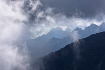 Gerlach w chmurach - widok z Koziego Wierchu