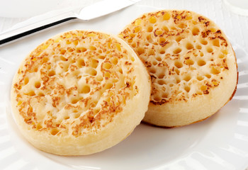 ENGLISH CRUMPETS